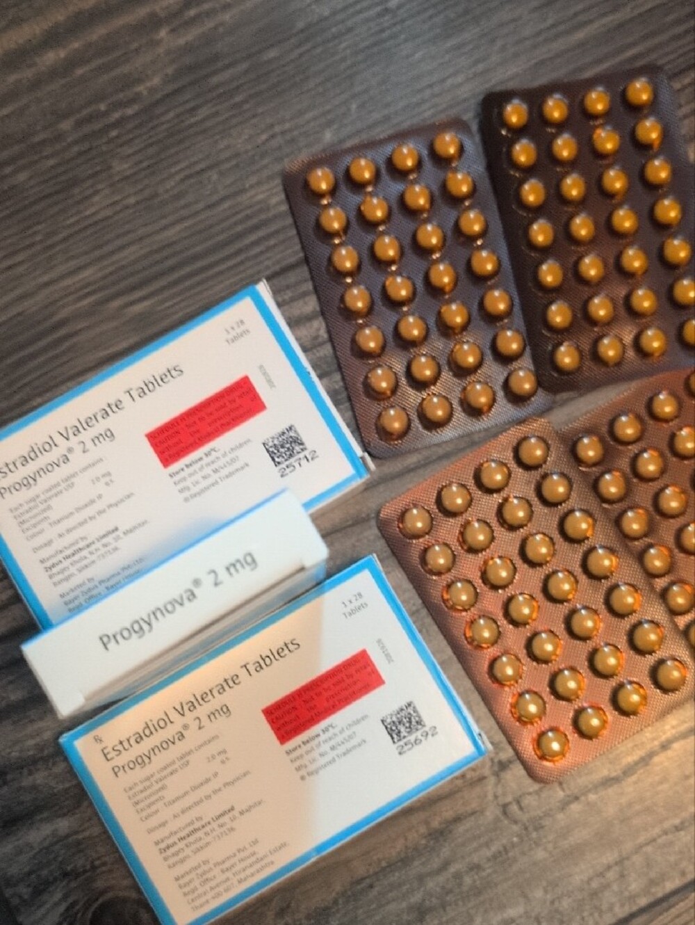 Estrogen - Picture 4 of 10